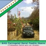 Colocación de lamparas en la Parroquia.